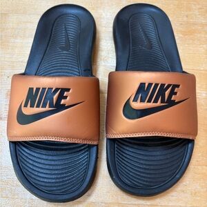 Women’s Nike slides